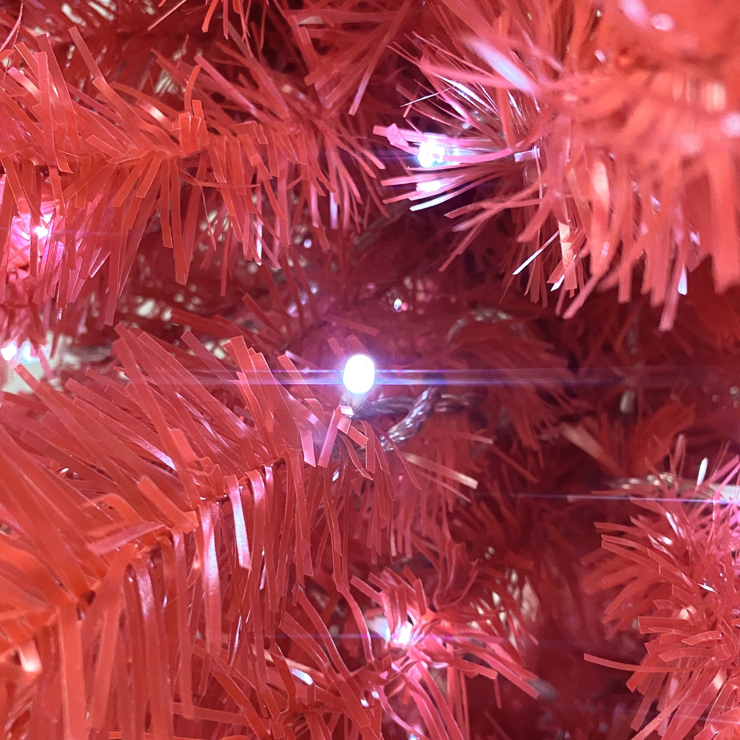 6FT Hinged Fir Artificial Fir Bent Top Christmas Tree, Xmas Tree Bendable Santa Hat Style Christmas Tree Holiday Decoration,1250 Lush Branch Tips, 300 LED Lights X-mas Furniture Giga Giga https://www.cyberehub.com