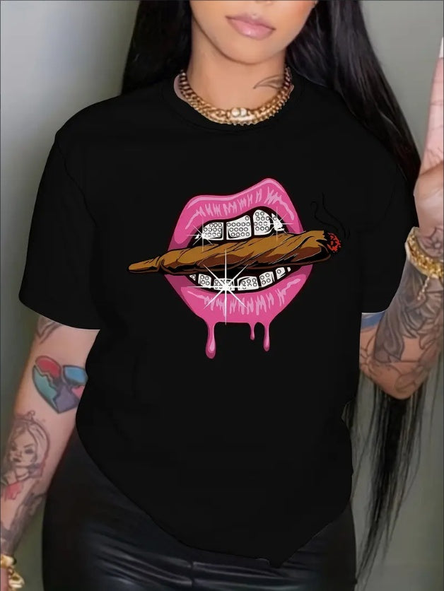 Lips Print Crew Neck Short Sleeve T-Shirt - Soft, Breathable, Relaxed Fit, Casual Chic Top For Spring And Summer - Women's Fashion Clothing For Everyday Wear Apparel/Shirt/Graphic Shirt SNULLO https://www.cyberehub.com