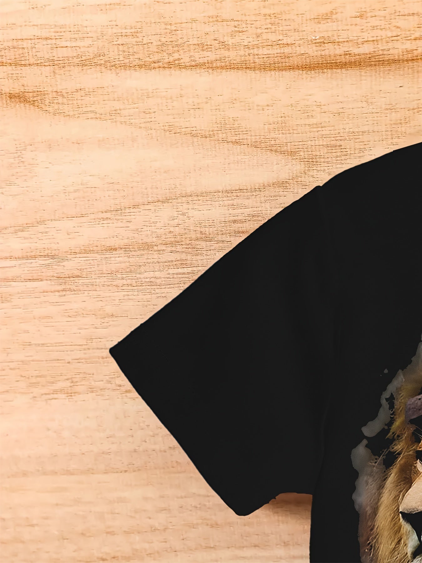 Men's Lion Print T-shirt, Casual Short Sleeved Round Neck T-shirt, Men's Outdoor T-shirt Apparel/Shirt/Graphic Shirt SNULLO https://www.cyberehub.com