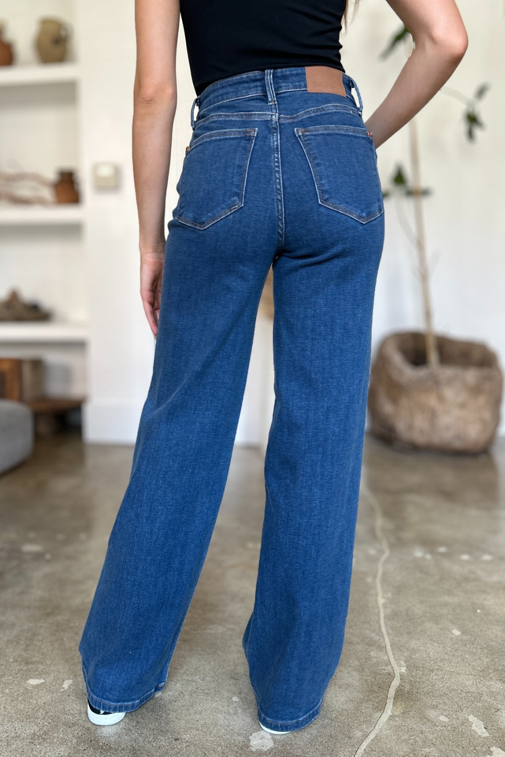 Judy Blue Full Size High Rise Straight Jeans Bottoms Bottoms Clothing Judy Blue Pants Ship from USA Women Trendsi https://www.cyberehub.com