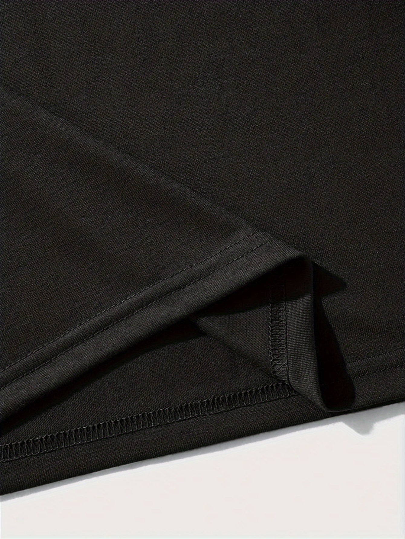 Men's Letter Pattern Printed T-shirt - Soft Round Neck, Comfortable Fit, Slightly Elastic Knitted Fabric,Casual Summer T-shirt Apparel/Shirt/Graphic Shirt SNULLO https://www.cyberehub.com