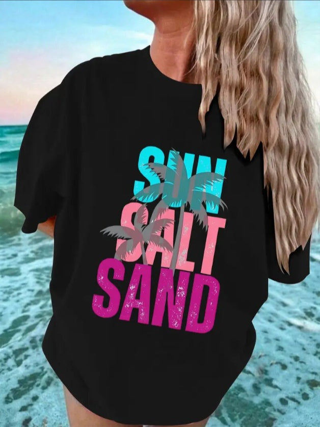 Women's Printed Short-sleeved T-shirt Black Apparel/Shirt/Graphic Shirt SNULLO https://www.cyberehub.com