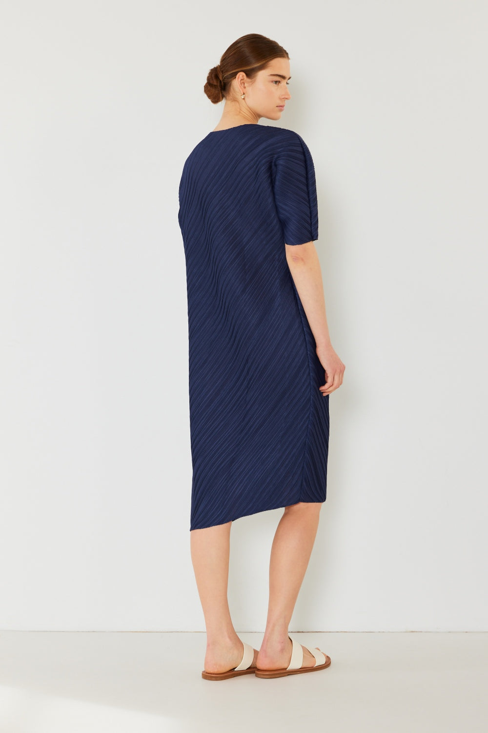 Marina West Swim Pleated Dolman Sleeve Dress Apparel/Dress Dress Marina West Swim Ship from USA TikTok Trendsi USPS Walmart Walmart Apparel Trendsi https://www.cyberehub.com