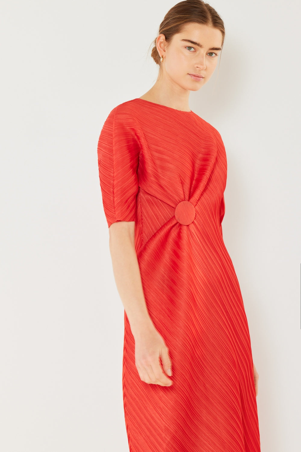 Marina West Swim Pleated Dolman Sleeve Dress Apparel/Dress Dress Marina West Swim Ship from USA TikTok Trendsi USPS Walmart Walmart Apparel Trendsi https://www.cyberehub.com