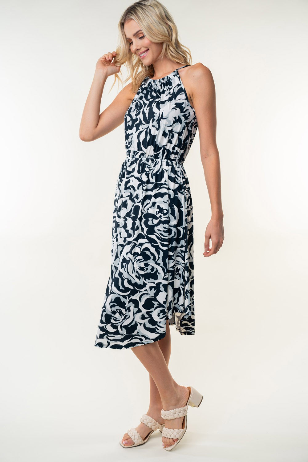 White Birch Tied Ruched Floral Sleeveless Knee Length Dress Apparel/Dress Dress Ship from USA TikTok Trendsi USPS Walmart Walmart Apparel White Birch Trendsi https://www.cyberehub.com