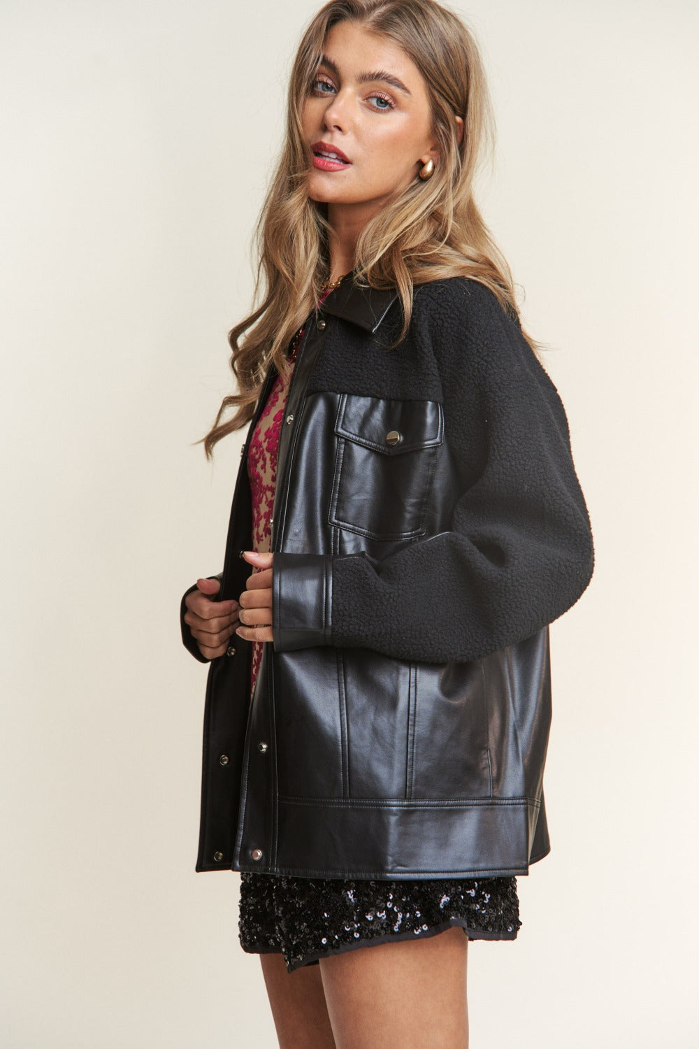 J.NNA Faux Leather Sherpa Contrast Snap Down Jacket Shirt Apparel Clothing Tops J.NNA Ship from USA Shirts USA Women Trendsi https://www.cyberehub.com