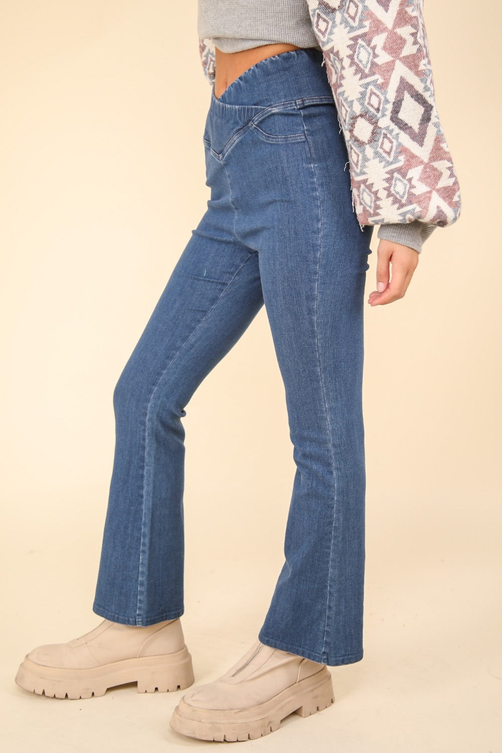 VERY J Washed Denim Stretchy Crossover Waist Leggings Bottoms Bottoms Clothing Pants Ship from USA VERY J Women Trendsi https://www.cyberehub.com