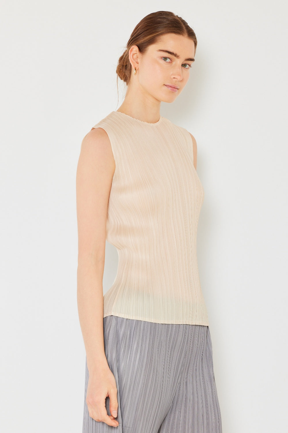Marina West Swim Pleated Sleeveless Crewneck Tank Apparel/Tops Marina West Swim Ship from USA TikTok Tops Trendsi USPS Walmart Walmart Apparel Trendsi https://www.cyberehub.com
