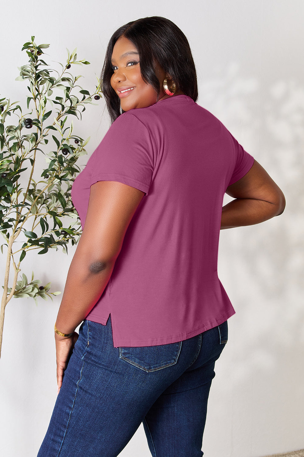 Basic Bae Full Size Round Neck Short Sleeve T-Shirt Apparel/Tops Basic Bae Ship from USA TikTok Tops Trendsi USPS Walmart Walmart Apparel Trendsi https://www.cyberehub.com