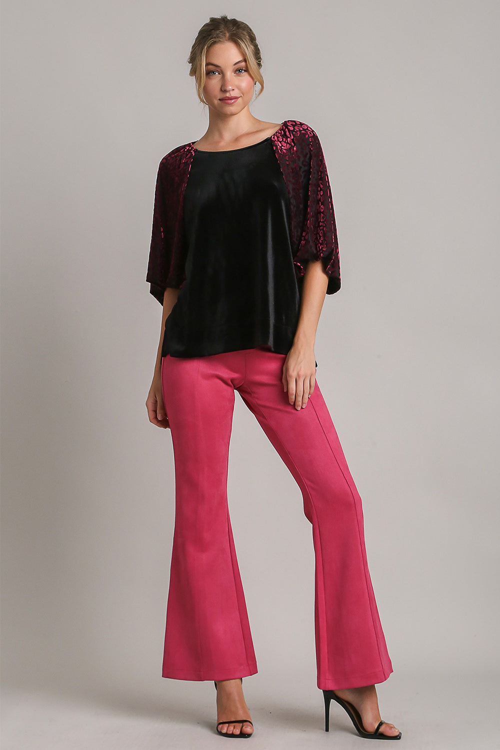 Umgee Round Neck Leopard Balloon Sleeve Velvet Top Apparel Apparel Ship from USA TikTok Trendsi Umgee USA Trendsi https://www.cyberehub.com