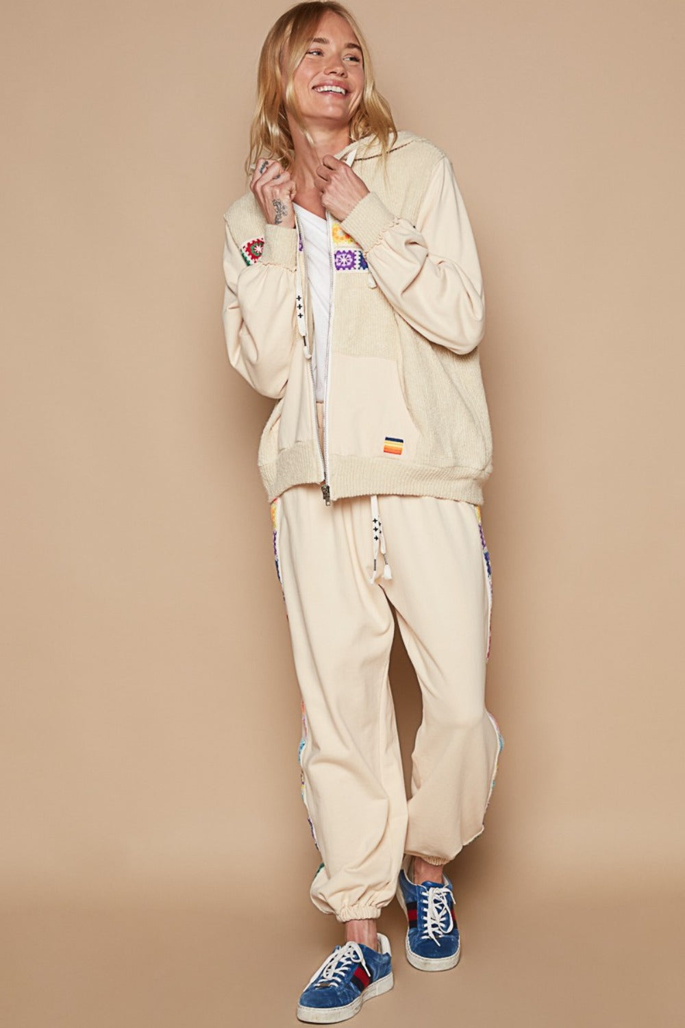 POL Contrast Square Patch Pattern Hooded Zipper Jacket Shirt Apparel Clothing Tops Out of stock POL Ship from USA Shirts USA Women Trendsi https://www.cyberehub.com