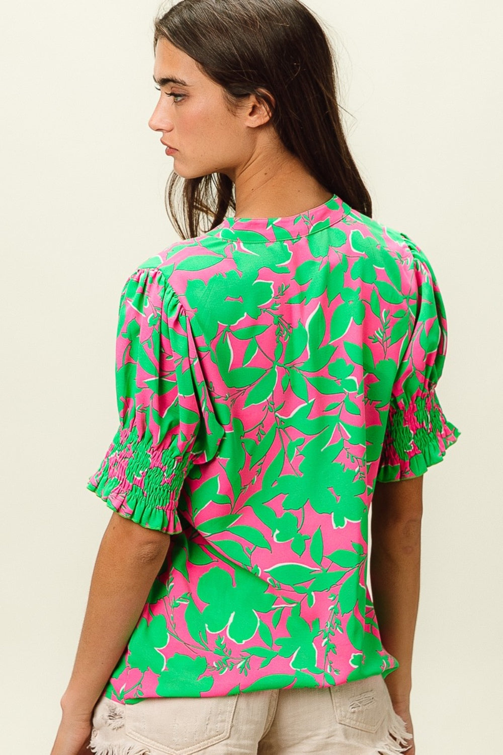 BiBi Smocked Cuff Floral Contrast Top Tops/Jackets/Sweaters BiBi Clothing Tops Ship from USA TikTok Trendsi USPS Walmart Trendsi https://www.cyberehub.com