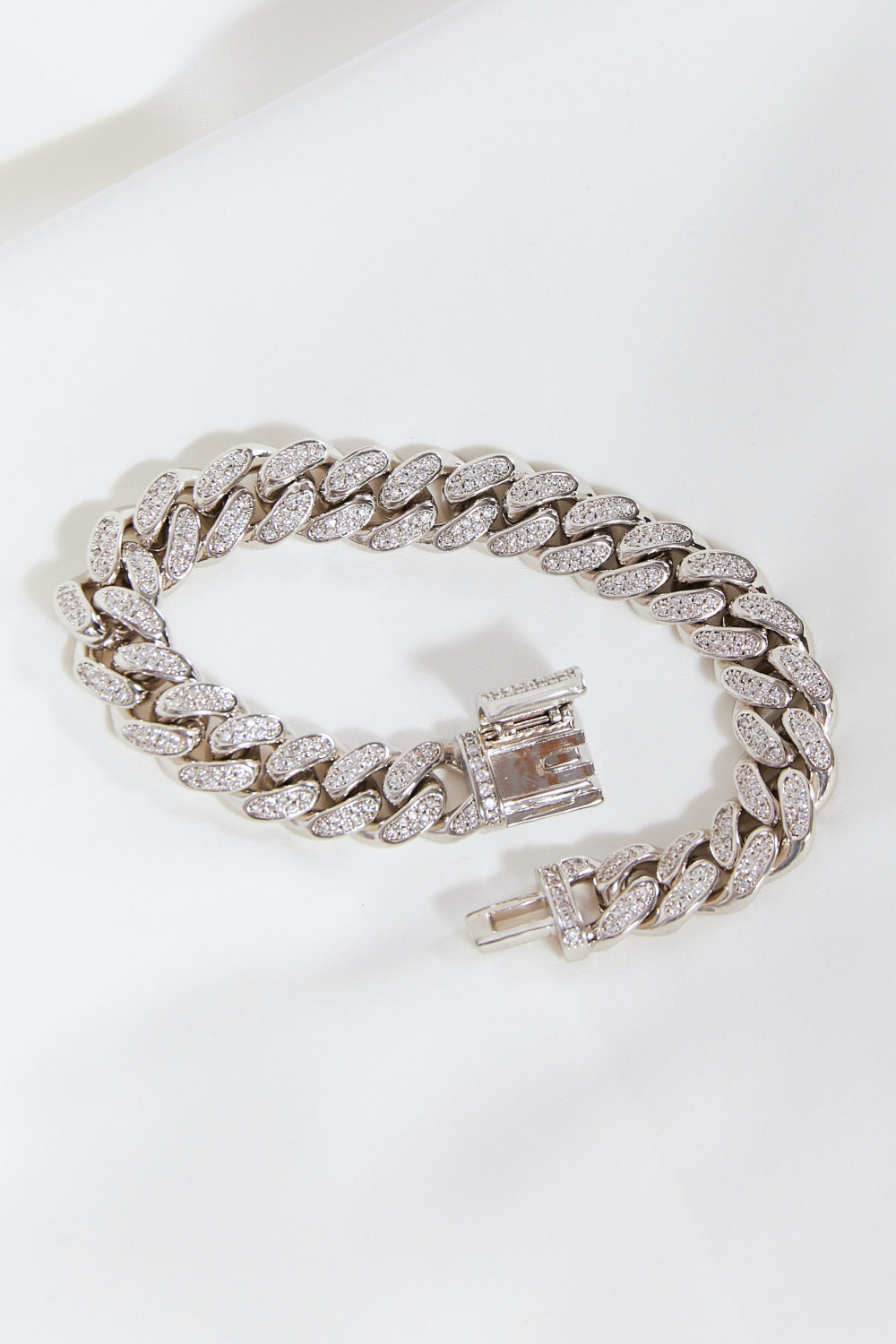 Curb Chain Bracelet Chain Bracelet AI Jewelry Chain GNJ Jewelry Ship from USA Walmart Trendsi https://www.cyberehub.com