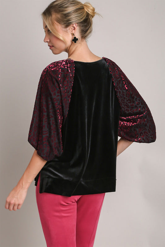 Umgee Round Neck Leopard Balloon Sleeve Velvet Top Apparel Apparel Ship from USA TikTok Trendsi Umgee USA Trendsi https://www.cyberehub.com