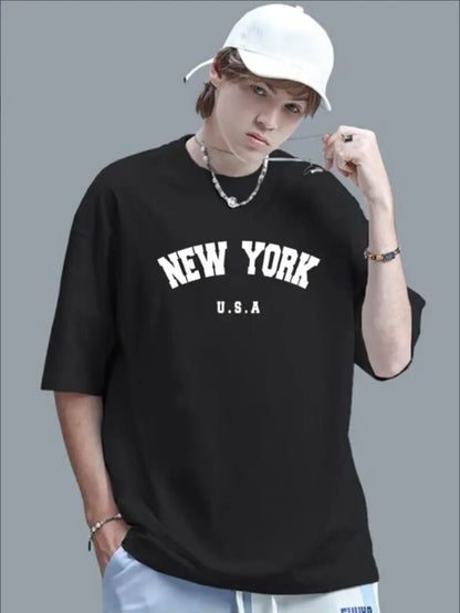Men's Short-sleeved T-shirt Apparel/Shirt/Graphic Shirt SNULLO https://www.cyberehub.com