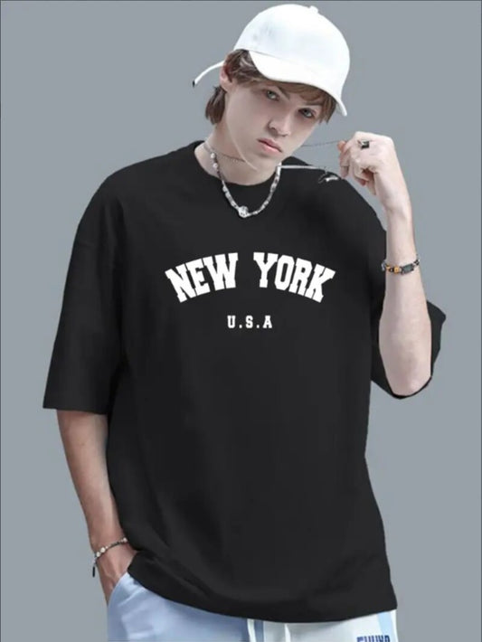 Men's Short-sleeved T-shirt Apparel/Shirt/Graphic Shirt SNULLO https://www.cyberehub.com