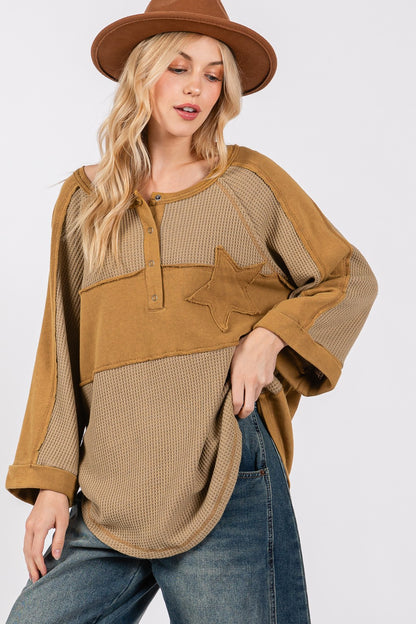 SAGE + FIG Star Applique Patch Exposed Seam Waffle Knit Top Shirt Apparel Clothing Tops SAGE+FIG Ship from USA Shirts USA Women Trendsi https://www.cyberehub.com