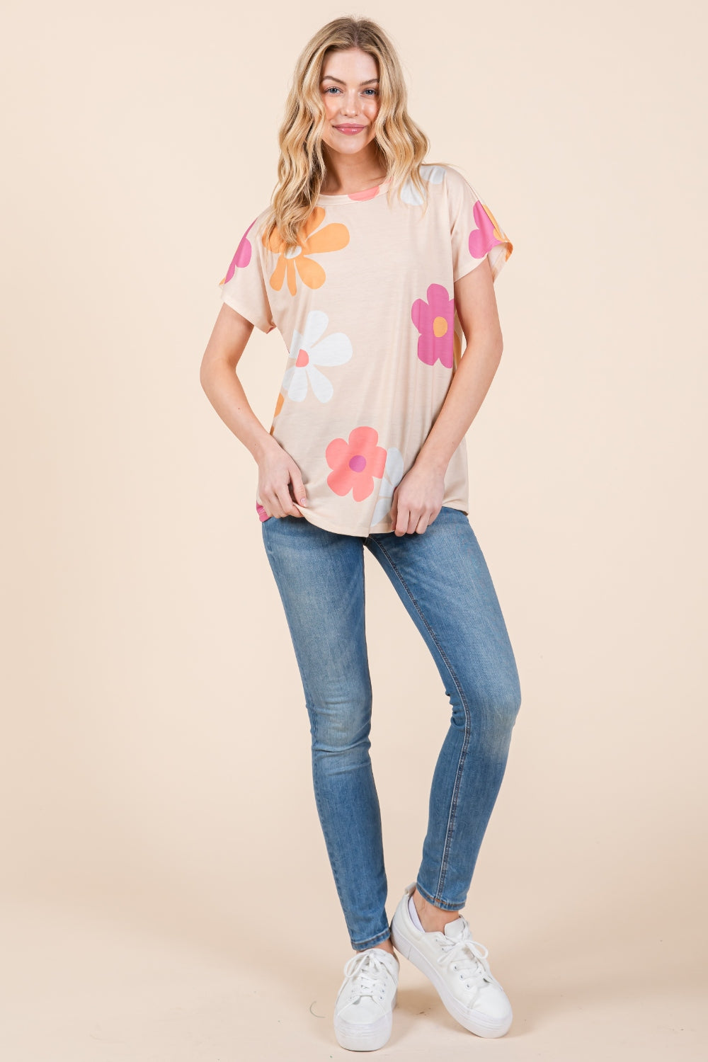 BOMBOM Floral Short Sleeve T-Shirt Tops/Jackets/Sweaters BOMBOM Clothing Tops Ship from USA TikTok Trendsi USPS Walmart Trendsi https://www.cyberehub.com