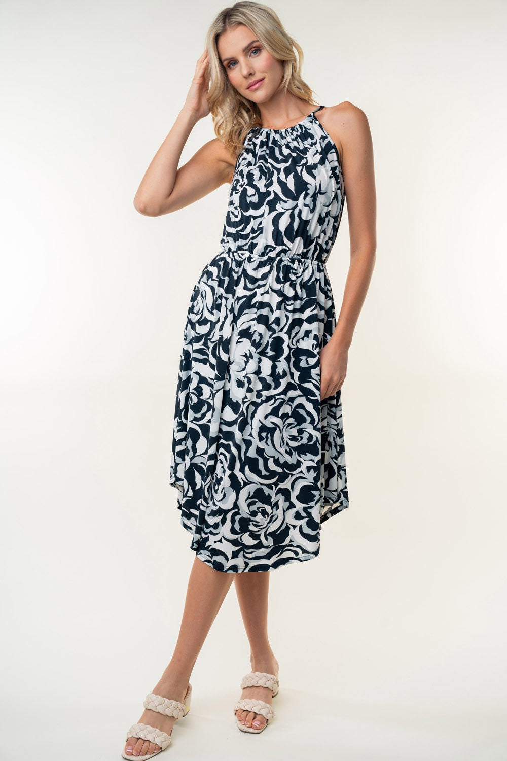 White Birch Tied Ruched Floral Sleeveless Knee Length Dress Apparel/Dress Dress Ship from USA TikTok Trendsi USPS Walmart Walmart Apparel White Birch Trendsi https://www.cyberehub.com