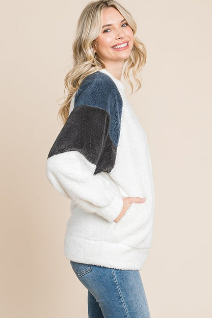 Culture Code Color Block Faux Fur Raglan Sleeve Sweatshirt Apparel/Tops Culture Code Ship from USA TikTok Tops Trendsi USPS Walmart Walmart Apparel Trendsi https://www.cyberehub.com