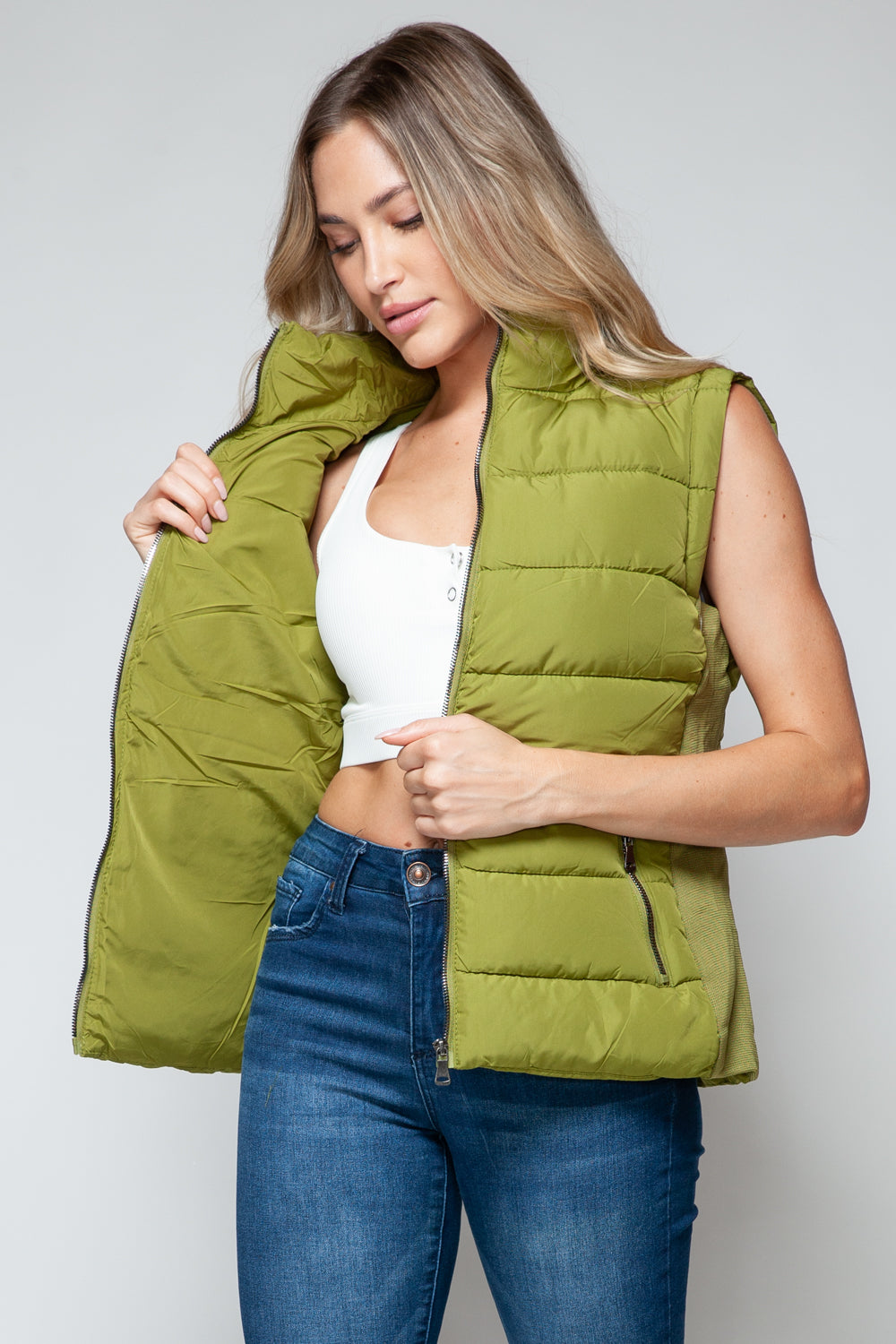 Snobbish Zip Up Turtleneck Vest with Pockets Shirt Apparel Clothing Tops price-change-job-active Ship from USA Shirts Snobbish USA Women Trendsi https://www.cyberehub.com