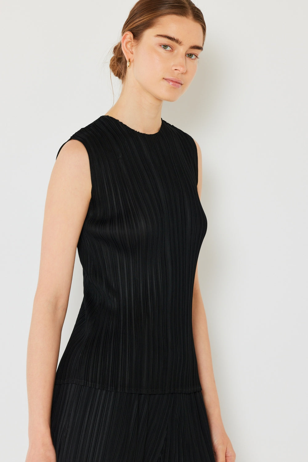 Marina West Swim Pleated Sleeveless Crewneck Tank Apparel/Tops Marina West Swim Ship from USA TikTok Tops Trendsi USPS Walmart Walmart Apparel Trendsi https://www.cyberehub.com