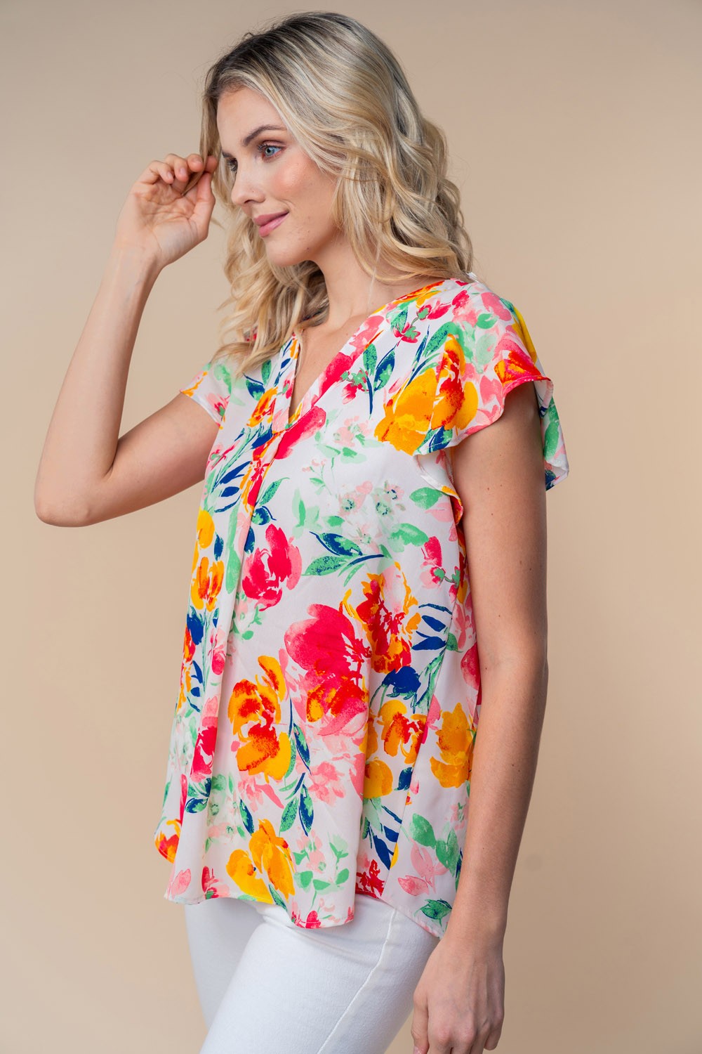 White Birch Full Size Short Sleeve Floral Woven Top Apparel/Tops Ship from USA TikTok Tops Trendsi USPS Walmart Walmart Apparel White Birch Trendsi https://www.cyberehub.com