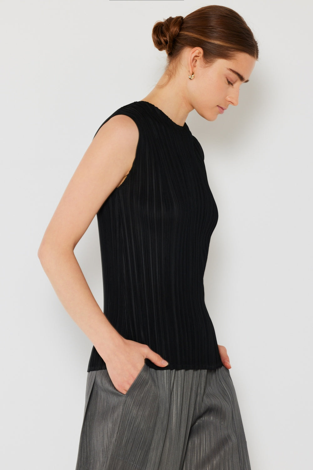 Marina West Swim Pleated Sleeveless Crewneck Tank Apparel/Tops Marina West Swim Ship from USA TikTok Tops Trendsi USPS Walmart Walmart Apparel Trendsi https://www.cyberehub.com
