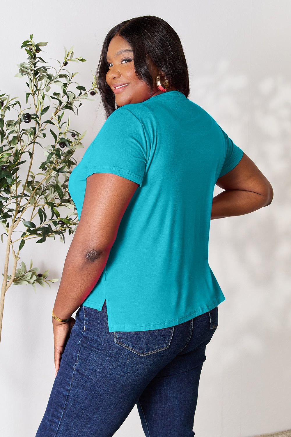 Basic Bae Full Size Round Neck Short Sleeve T-Shirt Apparel/Tops Basic Bae Ship from USA TikTok Tops Trendsi USPS Walmart Walmart Apparel Trendsi https://www.cyberehub.com