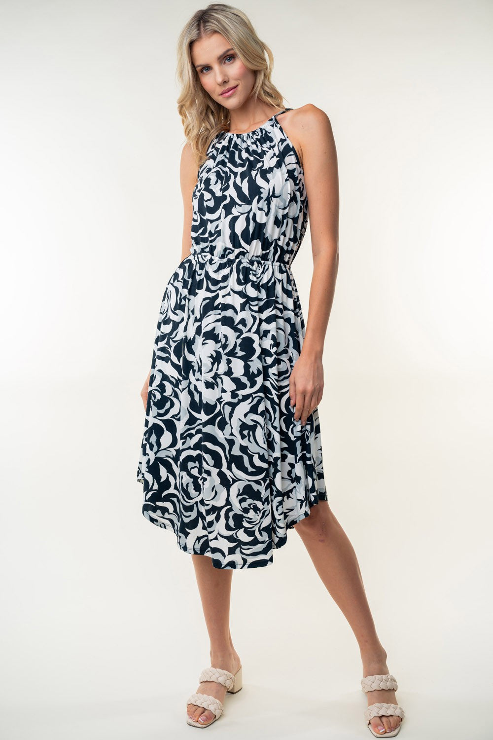 White Birch Tied Ruched Floral Sleeveless Knee Length Dress Apparel/Dress Dress Ship from USA TikTok Trendsi USPS Walmart Walmart Apparel White Birch Trendsi https://www.cyberehub.com