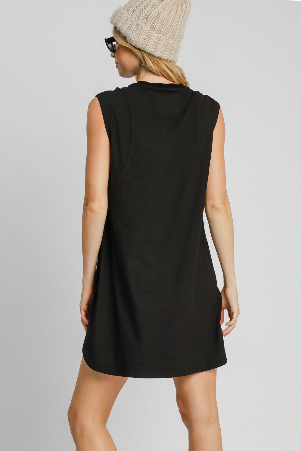 Umgee Round Neck Sleeveless High-Low Curved Hemline Mini Dress Apparel/Dress Dress Ship from USA TikTok Trendsi Umgee USA USPS Walmart Walmart Apparel Trendsi https://www.cyberehub.com